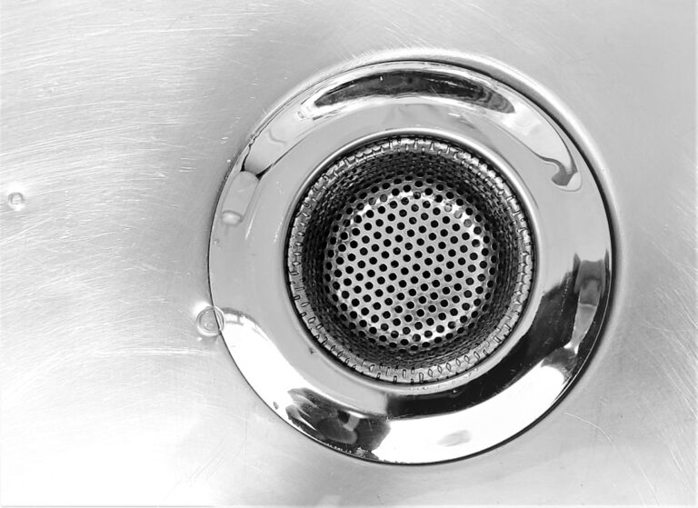 Abfluss gluckert nicht verstopft – Siphon und Rohrsystem