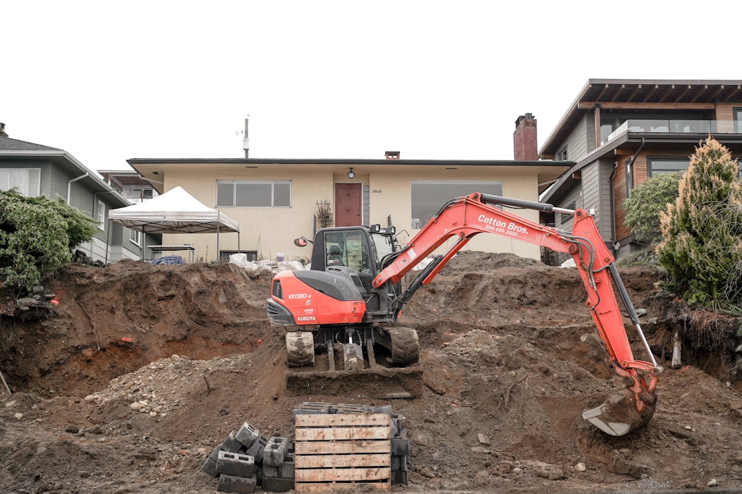 Garage Hanglage Fundament – Aushub und Baugrube am Hang