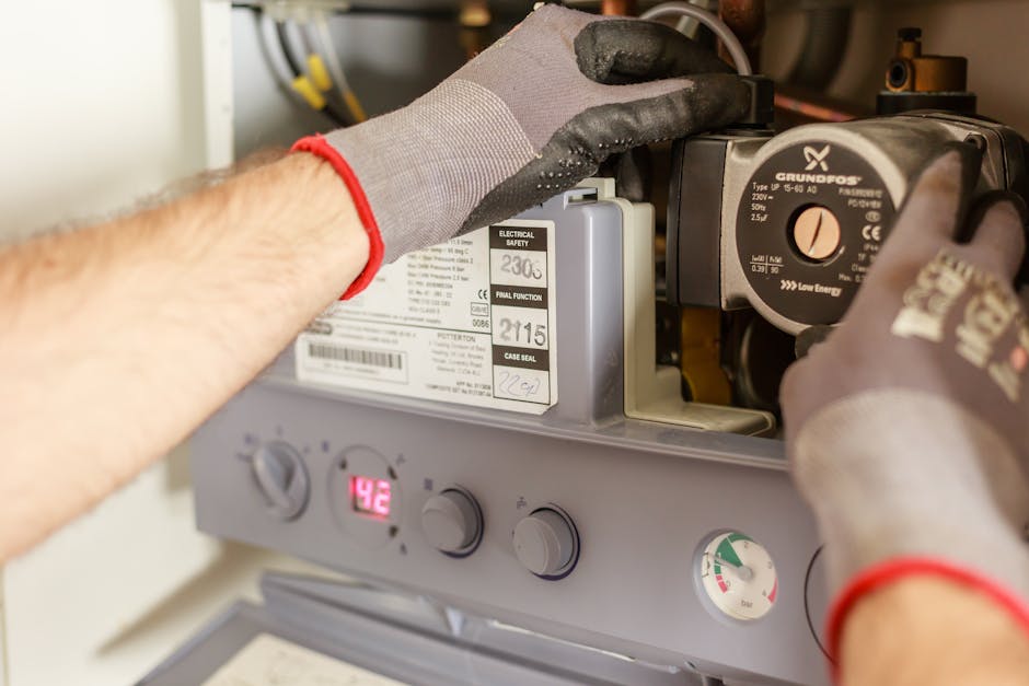 Ölheizung Zugluft – Techniker prüft Heizungsanlage auf Fehlfunktionen