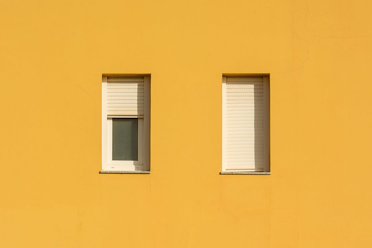 Rollladengurt verstecken – Fassade mit Rollläden